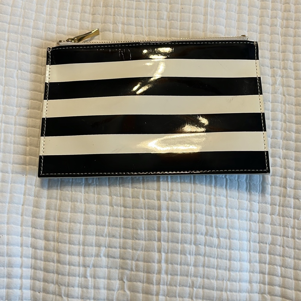 *Kate Spade Pouch - Picture 3 of 6
